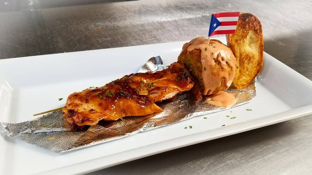 Estomago Feliz | restaurant | 300 W Mitchell St, San Antonio, TX 78204, USA | 2104214875 OR +1 210-421-4875