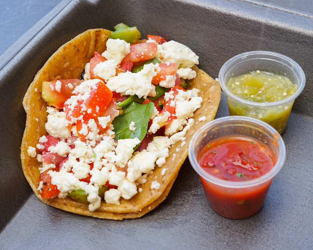 Love Taco | restaurant | 109 E 51st St, Chicago, IL 60615, USA | 3126509635 OR +1 312-650-9635