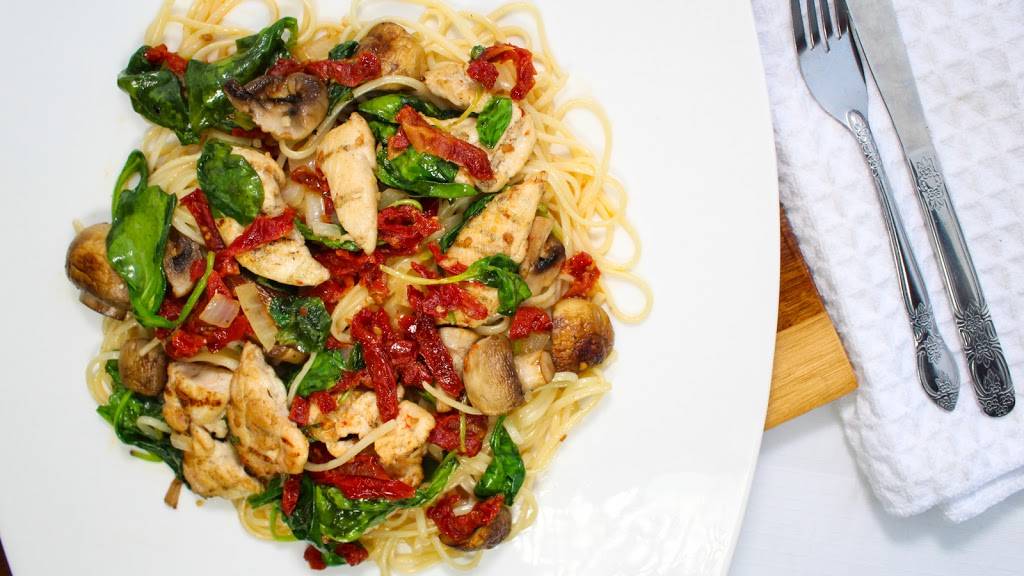 CAPI THYME Gourmet Pizza & Pasta | restaurant | 4247B, Dundas St W, Toronto, ON M8X 1Y3, Canada | 4162319995 OR +1 416-231-9995