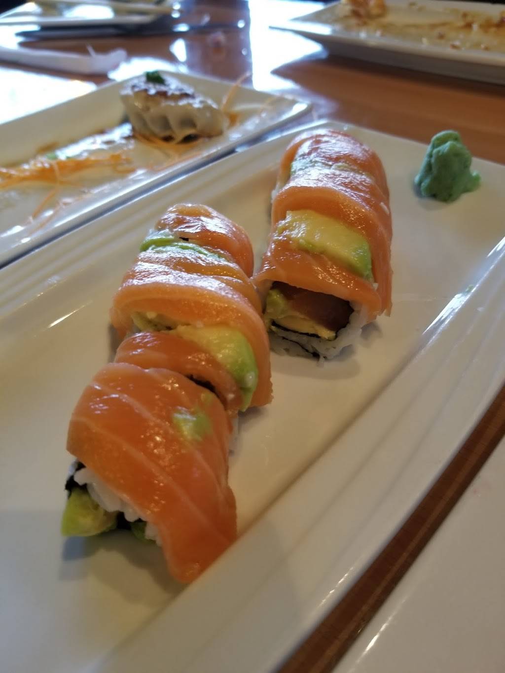 EAsT Thai and Sushi | restaurant | 5635 Alpha Rd, Dallas, TX 75240, USA | 4696770558 OR +1 469-677-0558