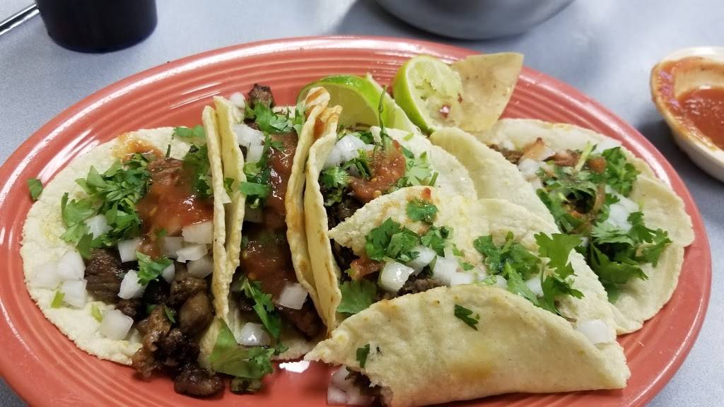 El Saguaro Mexican Grill | restaurant | 824 N Ridgeview Rd, Olathe, KS 66061, USA | 9138392732 OR +1 913-839-2732