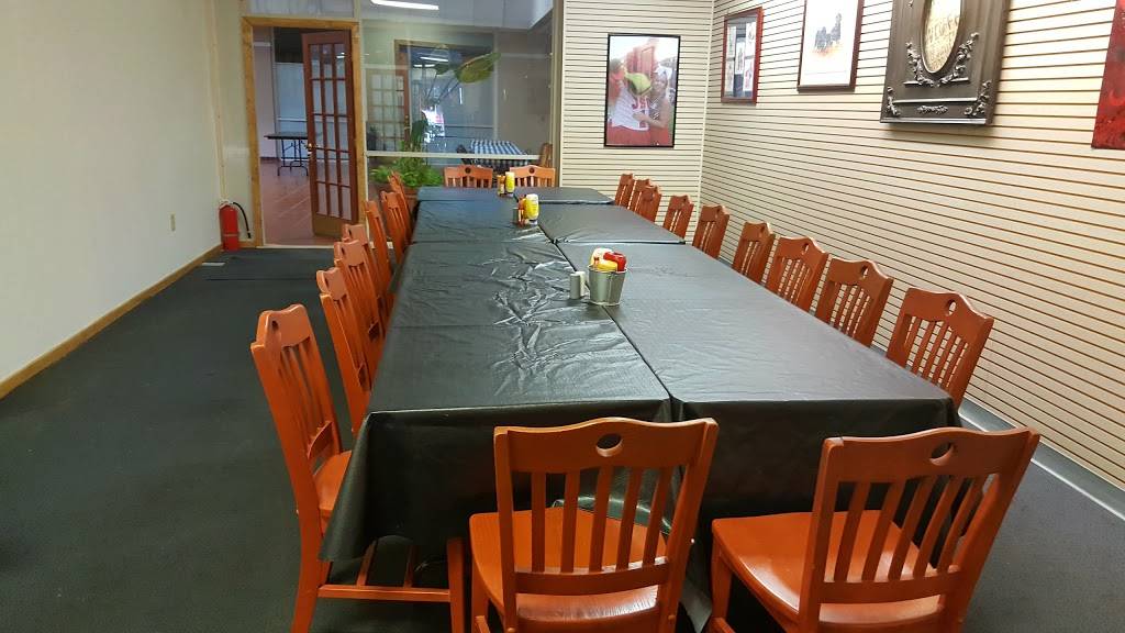 Legghorns | restaurant | 6906 US-431, Albertville, AL 35951, USA | 2568577181 OR +1 256-857-7181