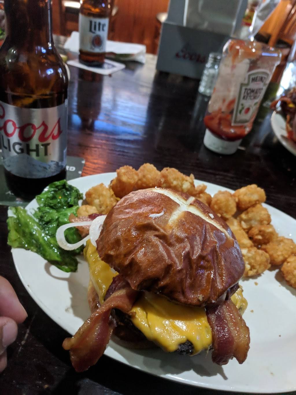 Brudders Bar & Grill | restaurant | 3600 N Pulaski Rd, Chicago, IL 60641, USA | 7732838700 OR +1 773-283-8700