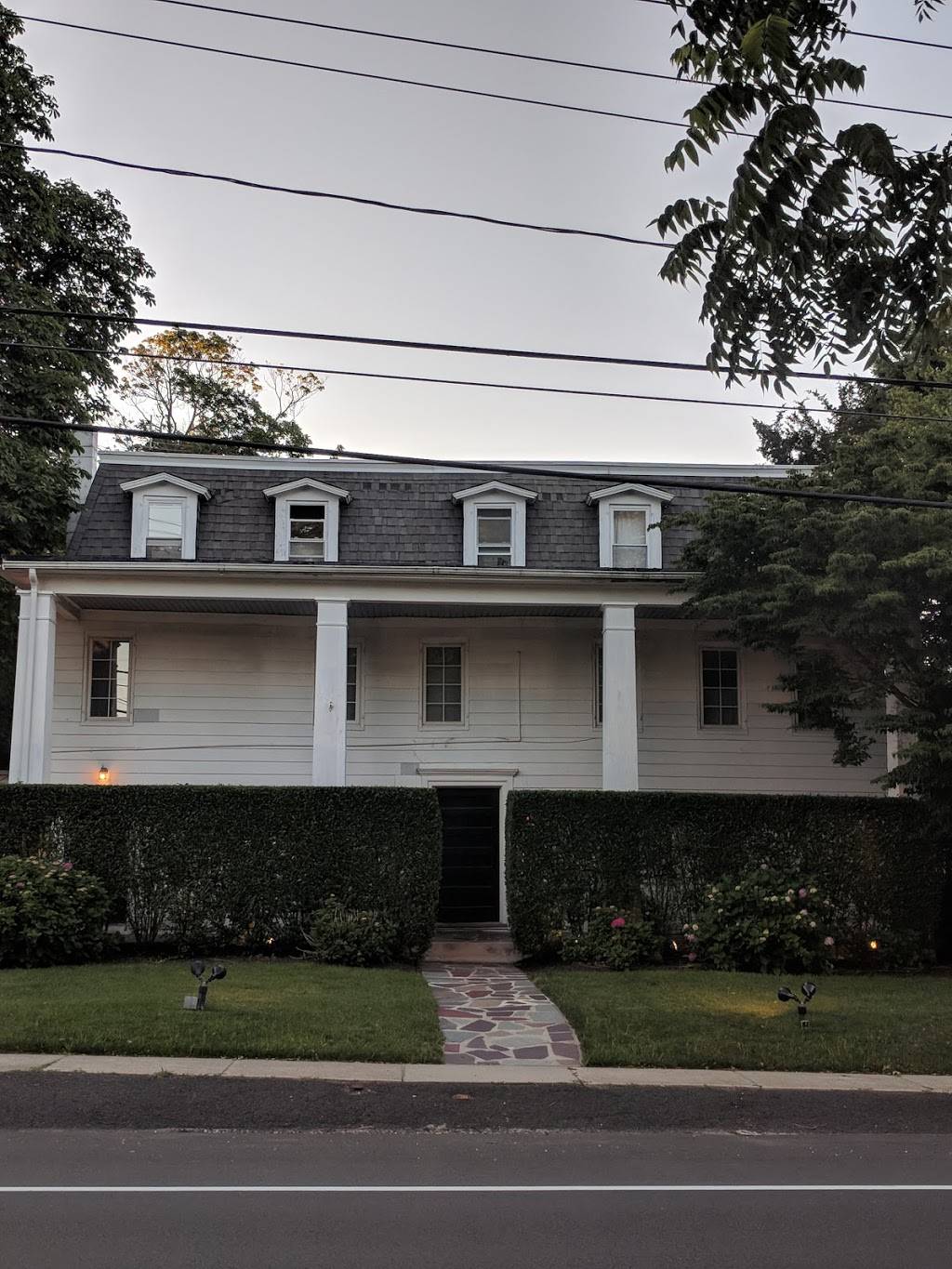 North Fork Table & Inn | restaurant | 57225 Main Rd, Southold, NY 11971, USA | 6317650177 OR +1 631-765-0177