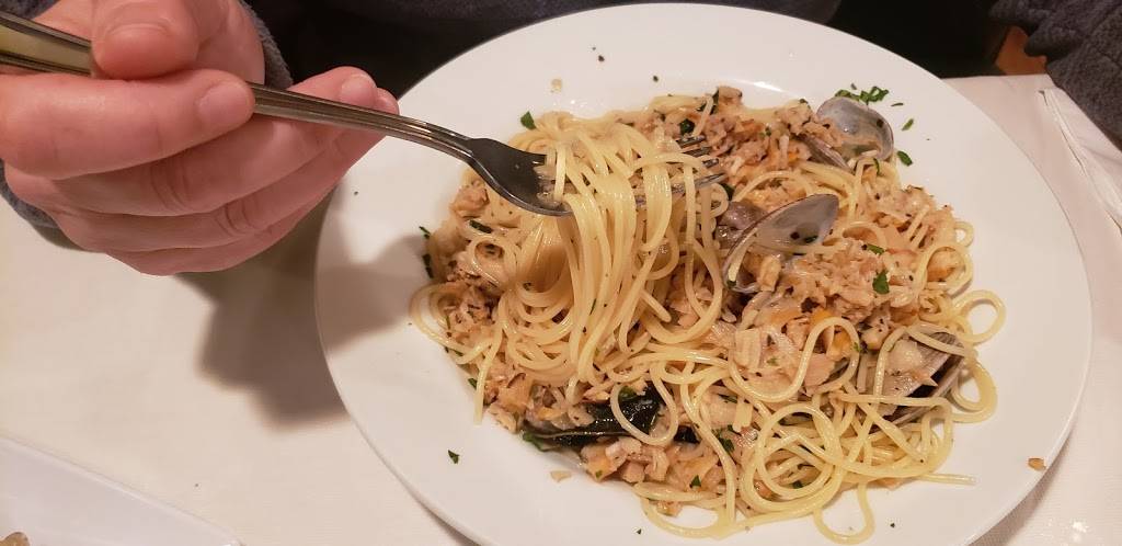 Lezamas Restaurant | restaurant | 563 Broadway, Long Branch, NJ 07740, USA | 7324434201 OR +1 732-443-4201