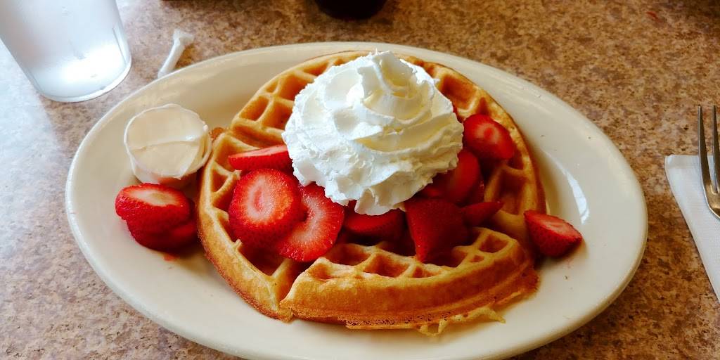 Mckays Breakfast & Lunch | restaurant | 144 Franklin St, Quincy, MA 02169, USA | 6177730099 OR +1 617-773-0099