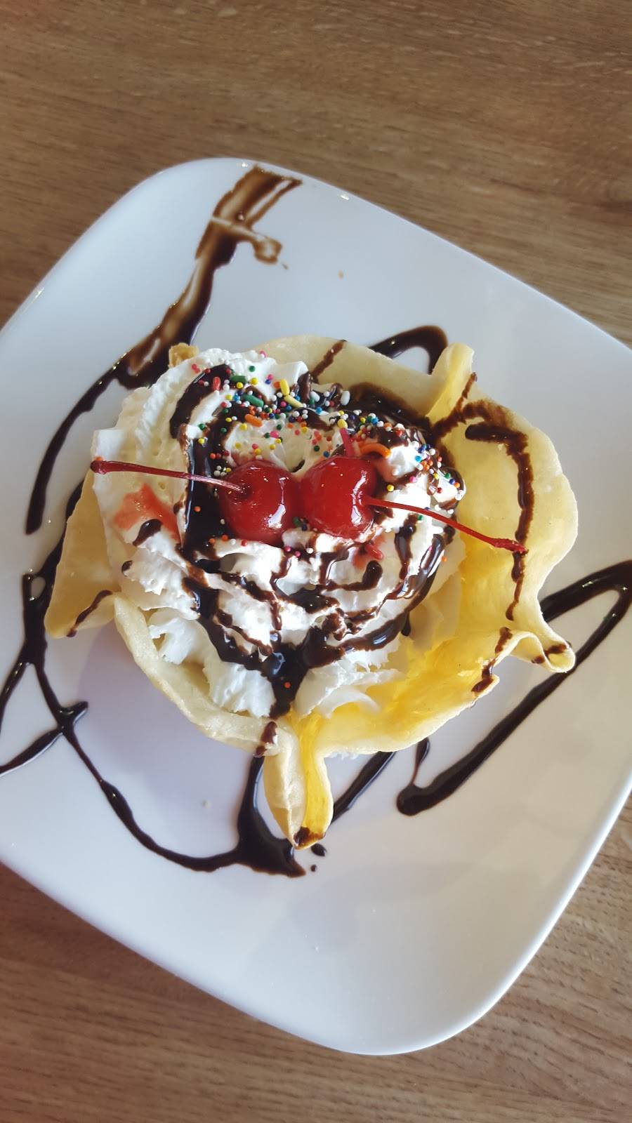 El Charro | restaurant | 1580 S Main St, Harrisonburg, VA 22801, USA | 5404333189 OR +1 540-433-3189