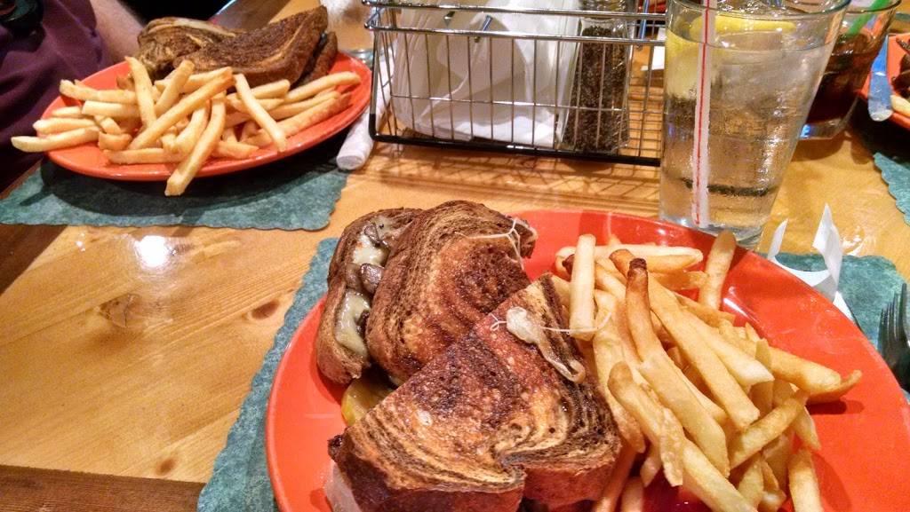 Idas | restaurant | 1981 Lincoln St, Wisconsin Rapids, WI 54494, USA | 7154212063 OR +1 715-421-2063