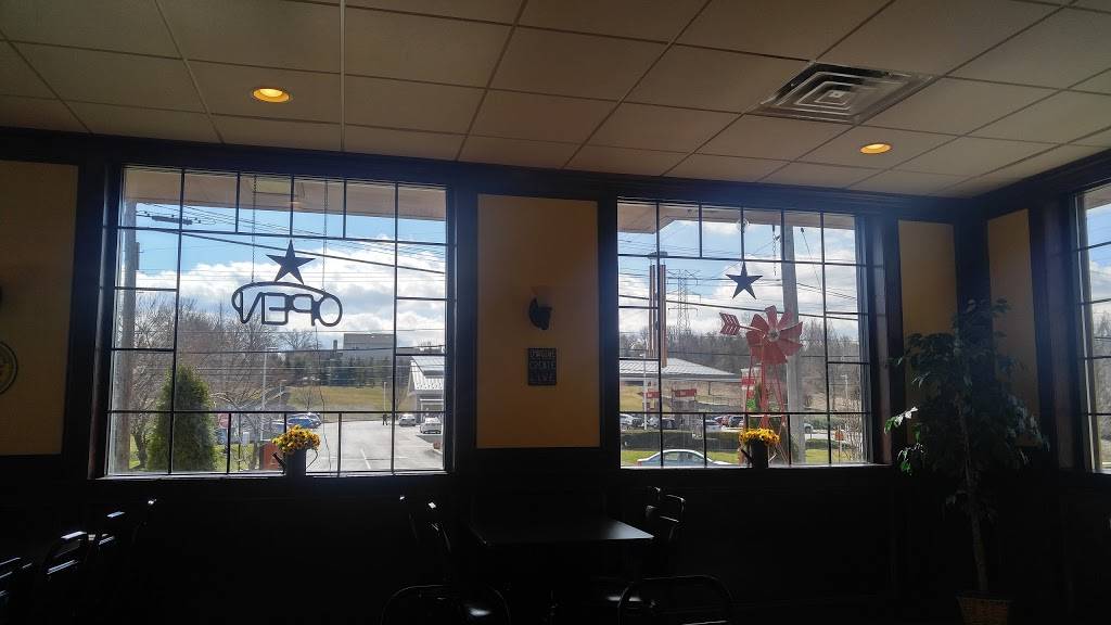 Jerrys Rotisserie and Fried Chicken | restaurant | 233 PA-724, Pottstown, PA 19465, USA | 6109701234 OR +1 610-970-1234