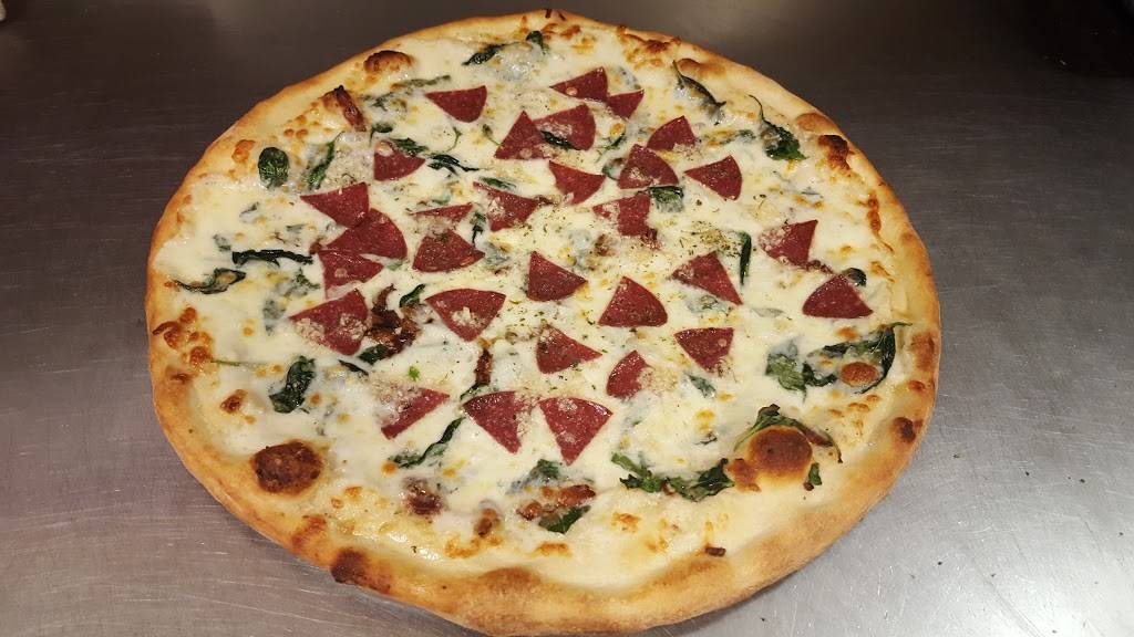 Ginos Pizza Italian Restaurant | meal delivery | 43 Alafaya Woods Blvd, Oviedo, FL 32765, USA | 4073661000 OR +1 407-366-1000