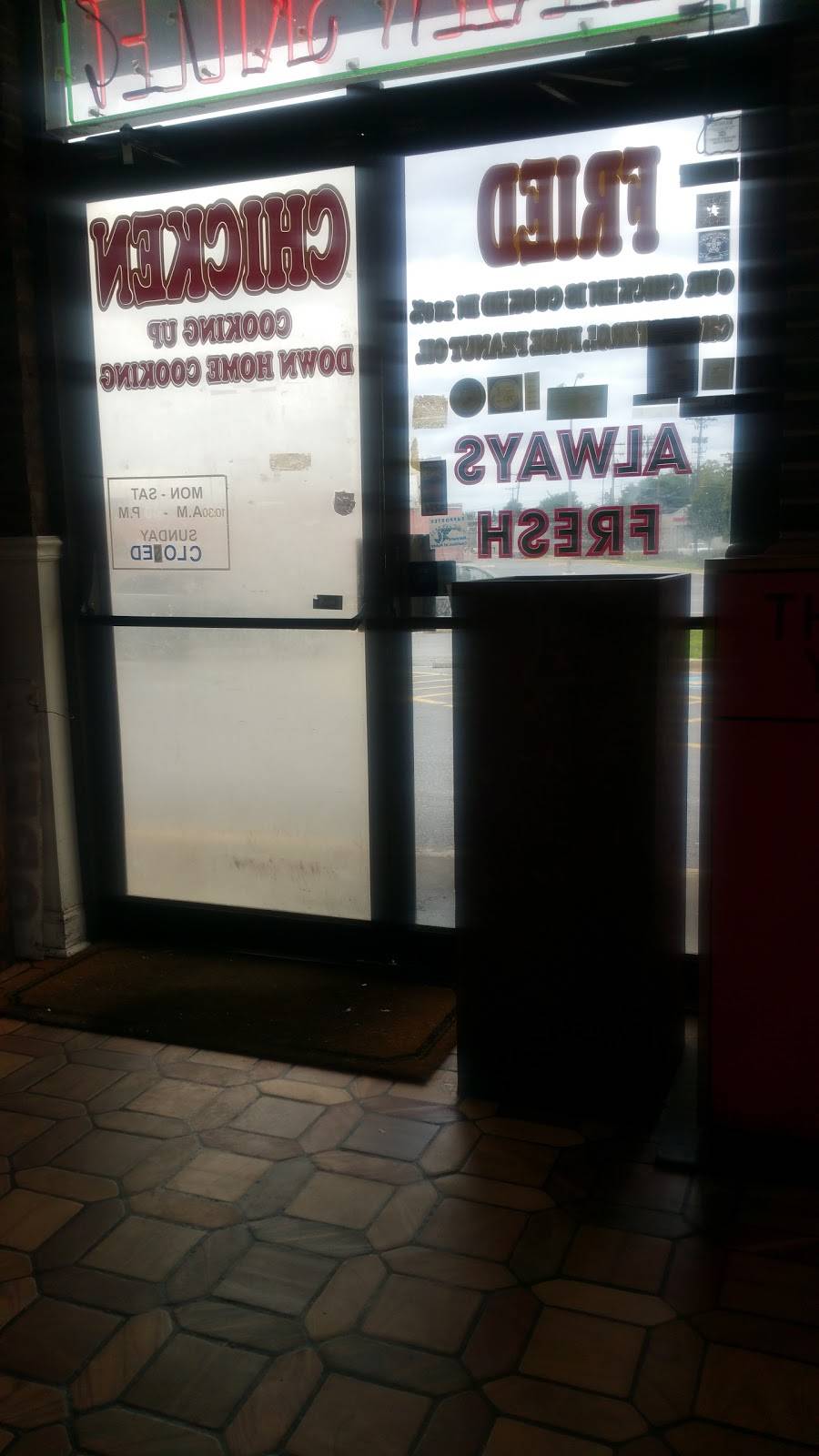 Golden Skillet | restaurant | 7301 Marlboro Pike, Forestville, MD 20747, USA | 3014205700 OR +1 301-420-5700