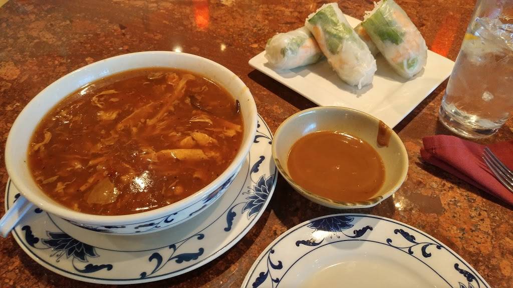 Starbucks | cafe | 1317 Eagle Dr, Loveland, CO 80537, USA | 9706138600 OR +1 970-613-8600