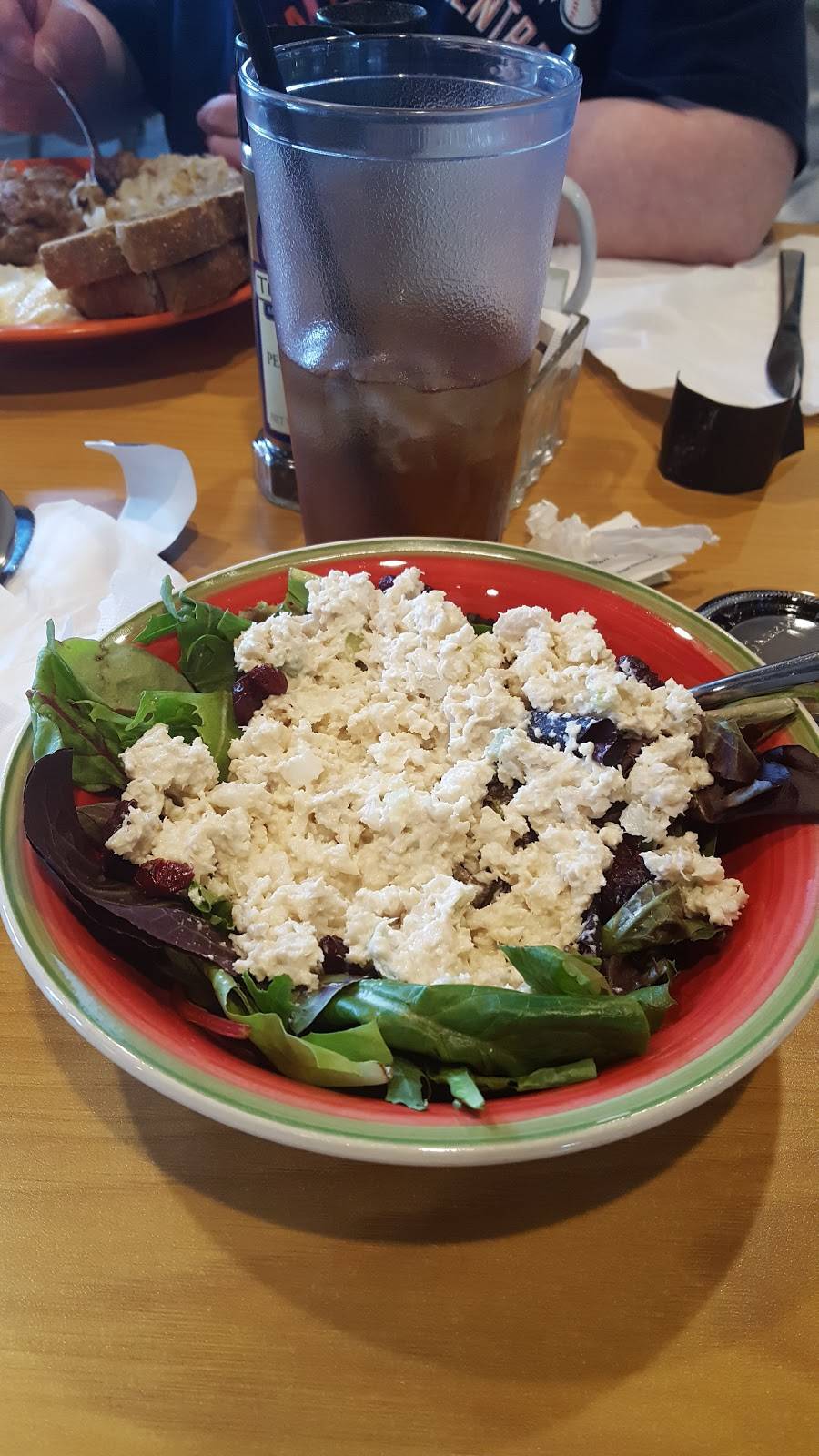 Lamplight Cafe & Bakery | restaurant | 121 W Indiana Ave, Perrysburg, OH 43551, USA | 4198740125 OR +1 419-874-0125