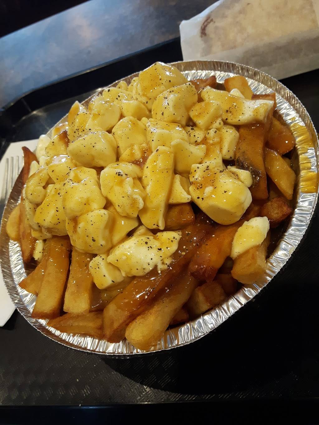 Marathon Cantine | restaurant | 2090 Route 122, Saint-Cyrille-de-Wendover, QC J1Z 1B8, Canada | 8194742611 OR +1 819-474-2611