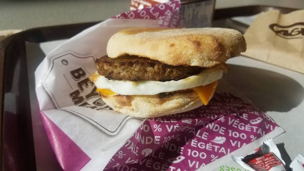 A&W Canada | restaurant | ONroute Mallorytown North, 678 Highway 401 Westbound, Mallorytown, ON K0E 1R0, Canada | 6139232610 OR +1 613-923-2610