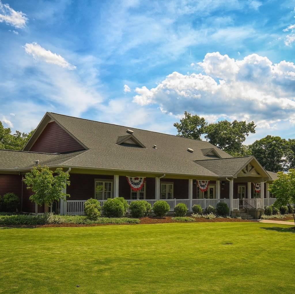 Lake of the Woods, Woods Center & Fareways | restaurant | 108 Fairway Dr, Locust Grove, VA 22508, USA | 5409722216 OR +1 540-972-2216