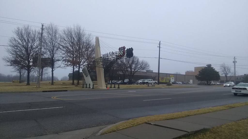 Forasteros Venezuelan and Mexican cuisine | restaurant | 11720 E 11th St, Tulsa, OK 74128, USA | 9184422229 OR +1 918-442-2229