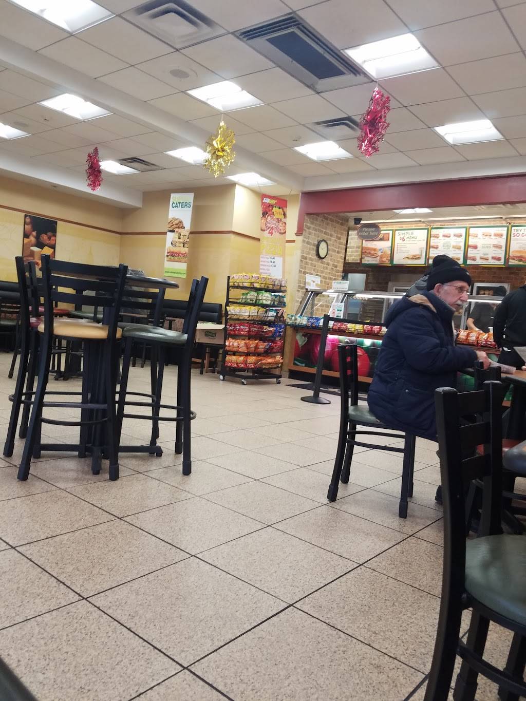 Subway Restaurants | restaurant | 9201 W Golf Rd, Des Plaines, IL 60016, USA | 8475445064 OR +1 847-544-5064