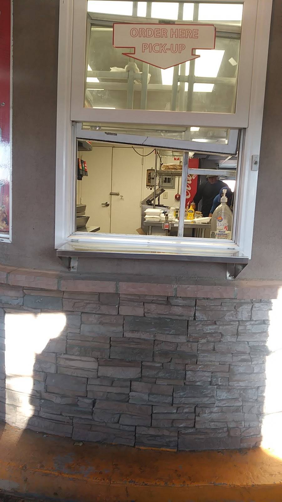 Rios Burger | restaurant | 2511 Olive Dr, Palmdale, CA 93550, USA | 6614138173 OR +1 661-413-8173