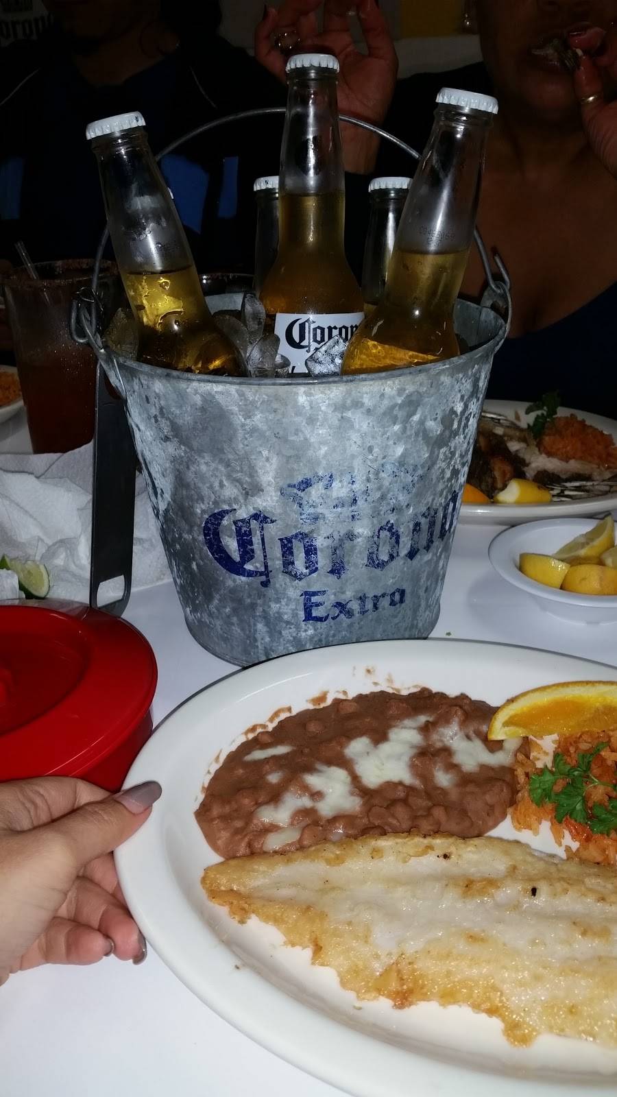 Casa 7 Mares Restaurant | restaurant | 7540 Lankershim Blvd, North Hollywood, CA 91605, USA | 8185039210 OR +1 818-503-9210