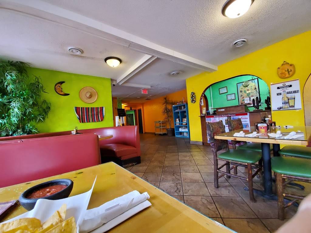Sonoras Mexican Restaurant | restaurant | 15 2nd Ave SW, Hutchinson, MN 55350, USA | 3205877600 OR +1 320-587-7600