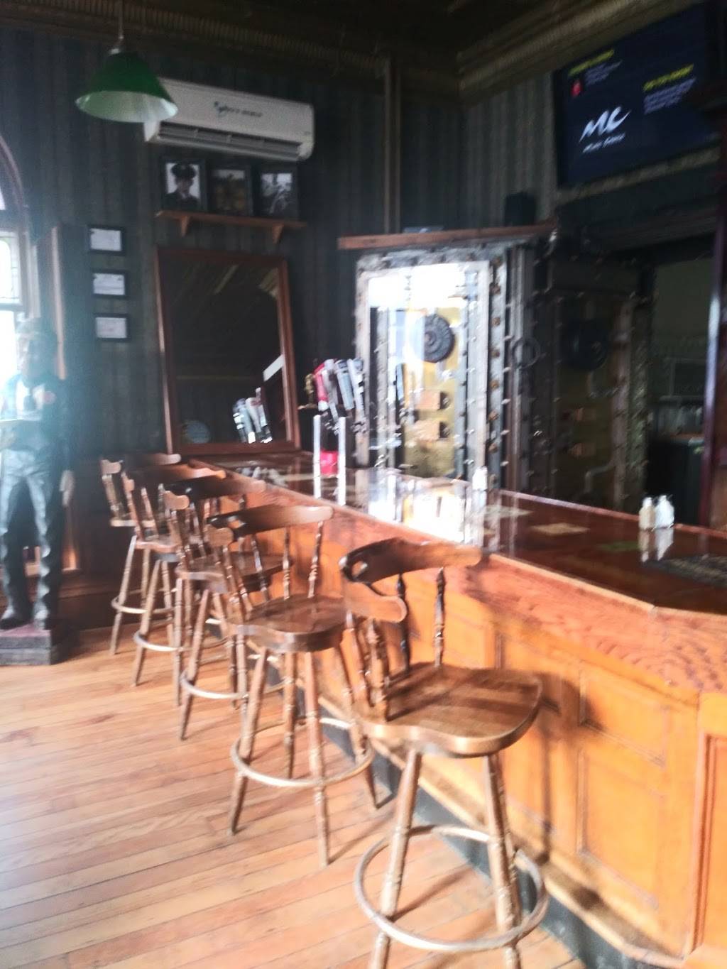 Uncle Macks Pub | restaurant | 118 E Main St, Dover-Foxcroft, ME 04426, USA | 2078028280 OR +1 207-802-8280