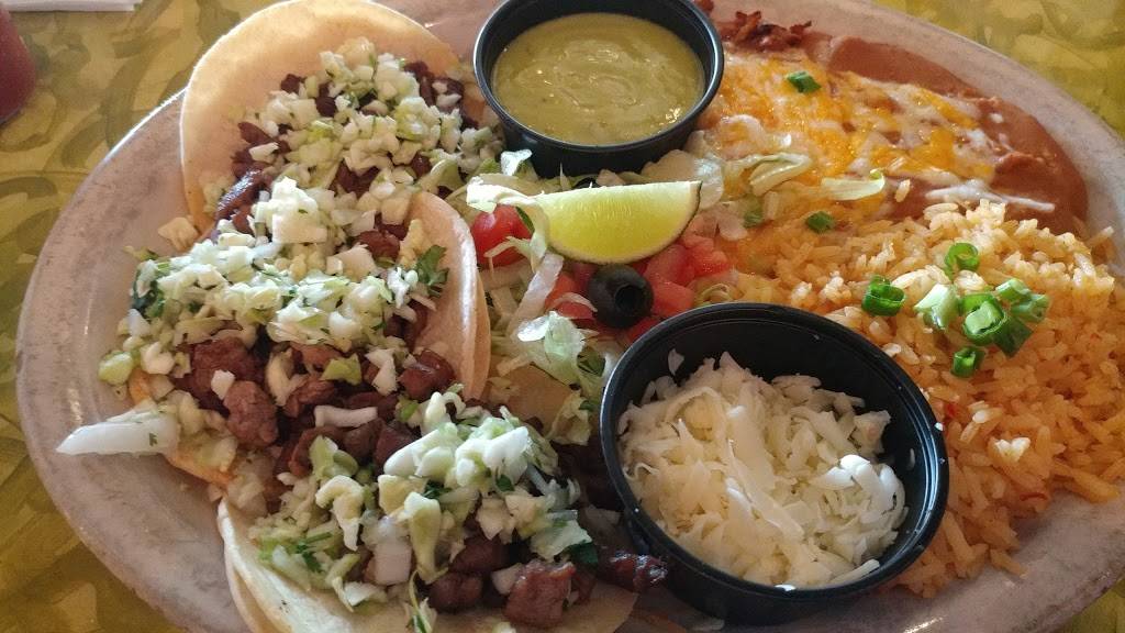 Nandos Mexican Cafe | cafe | 1890 W Germann Rd, Chandler, AZ 85286, USA | 4808554344 OR +1 480-855-4344