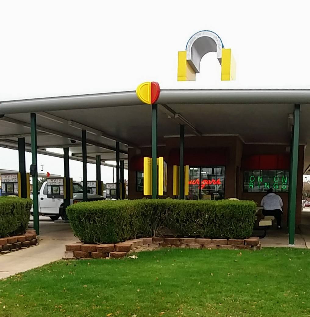 Sonic Drive-In | restaurant | 175 N Valley Pkwy, Lewisville, TX 75067, USA | 9724200544 OR +1 972-420-0544