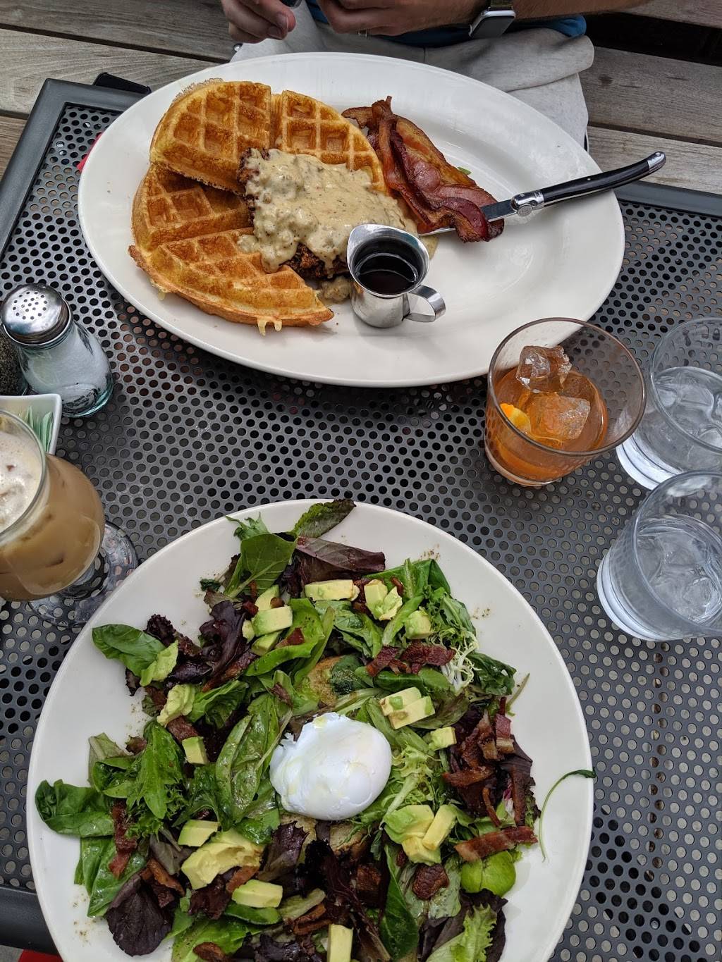 Bacon Social House | restaurant | 2434 W 44th Ave, Denver, CO 80211, USA | 7205507065 OR +1 720-550-7065