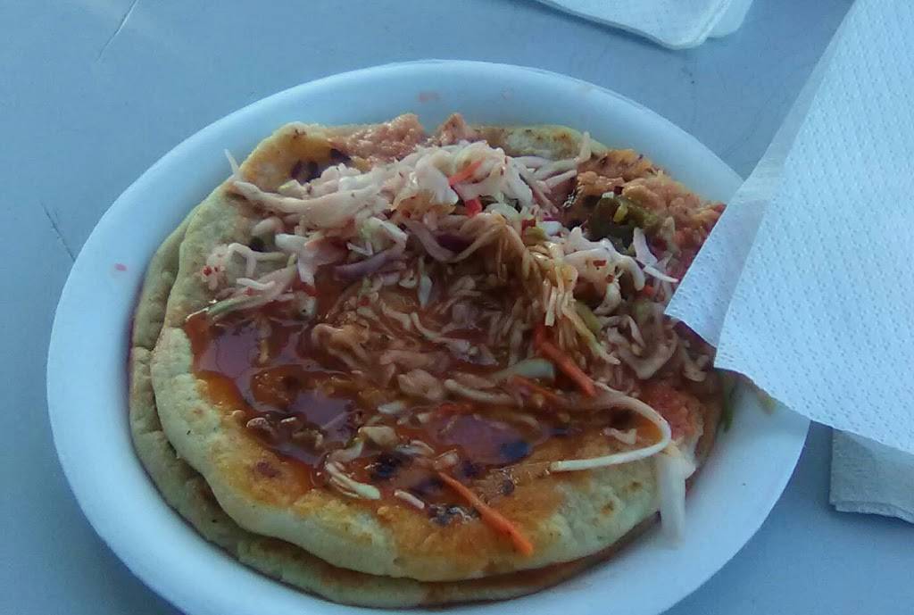 Pupuseria La Molienda | restaurant | 345 W Foothill Blvd, Rialto, CA 92376, USA | 9098751680 OR +1 909-875-1680