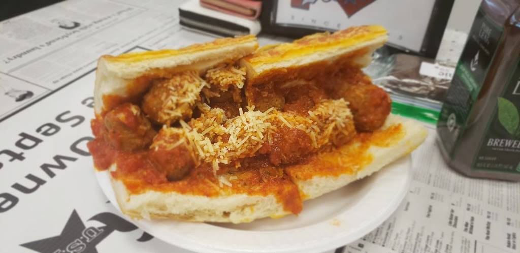 Deli Towne USA | restaurant | 3650 Lakeside Dr, Reno, NV 89509, USA | 7758264466 OR +1 775-826-4466