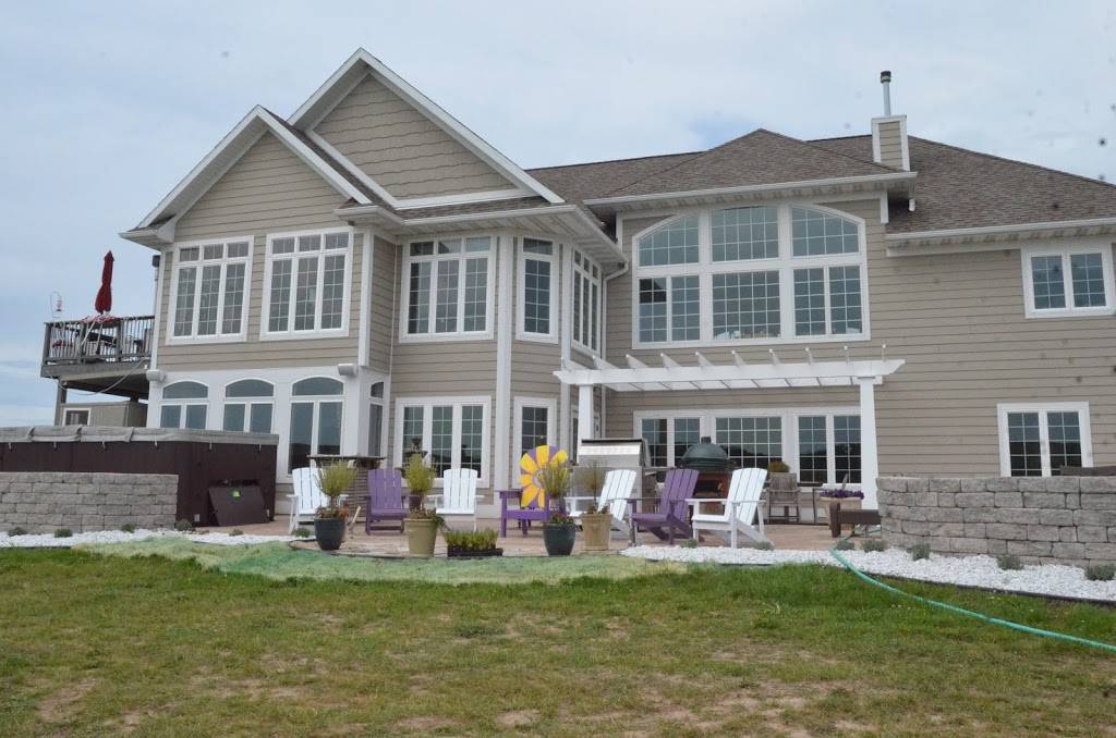 Devils Lake Lavender Bistro Baraboo | cafe | 106 4th Ave, Baraboo, WI 53913, USA | 6083551053 OR +1 608-355-1053