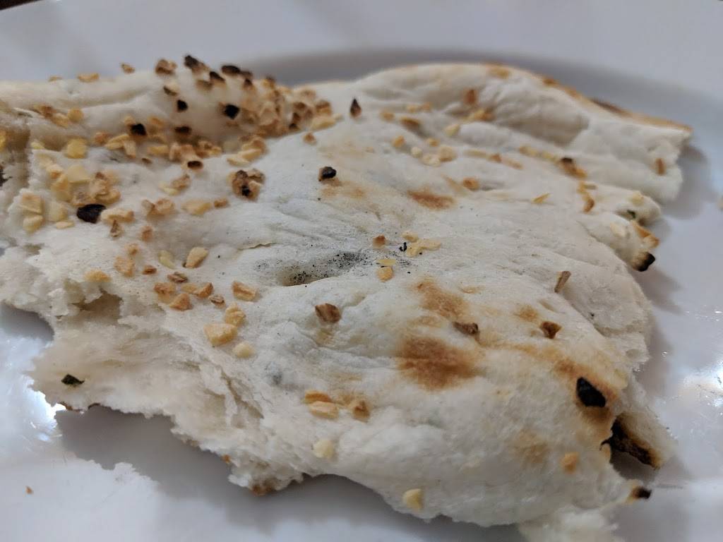 Indian Hut Restaurant | restaurant | 3 Mountain St, Grimsby, ON L3M 3J5, Canada | 2893360718 OR +1 289-336-0718