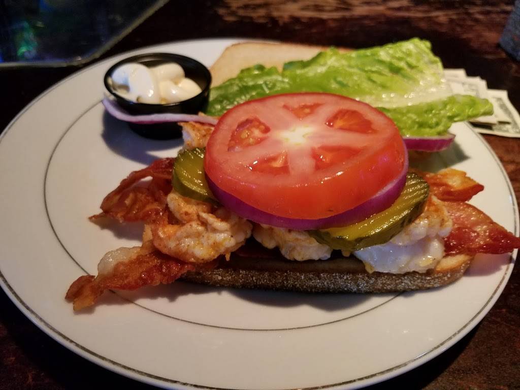 Stauntons Bar & Restaurant | restaurant | 22407 Union Tpke, Oakland Gardens, NY 11364, USA | 7184659040 OR +1 718-465-9040