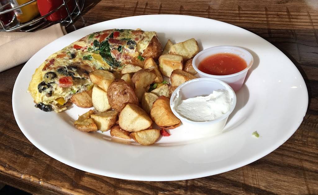 Ridge Club Bistro | restaurant | 400 Ridge Club Dr, Glenbrook, NV 89413, USA | 7755883553 OR +1 775-588-3553