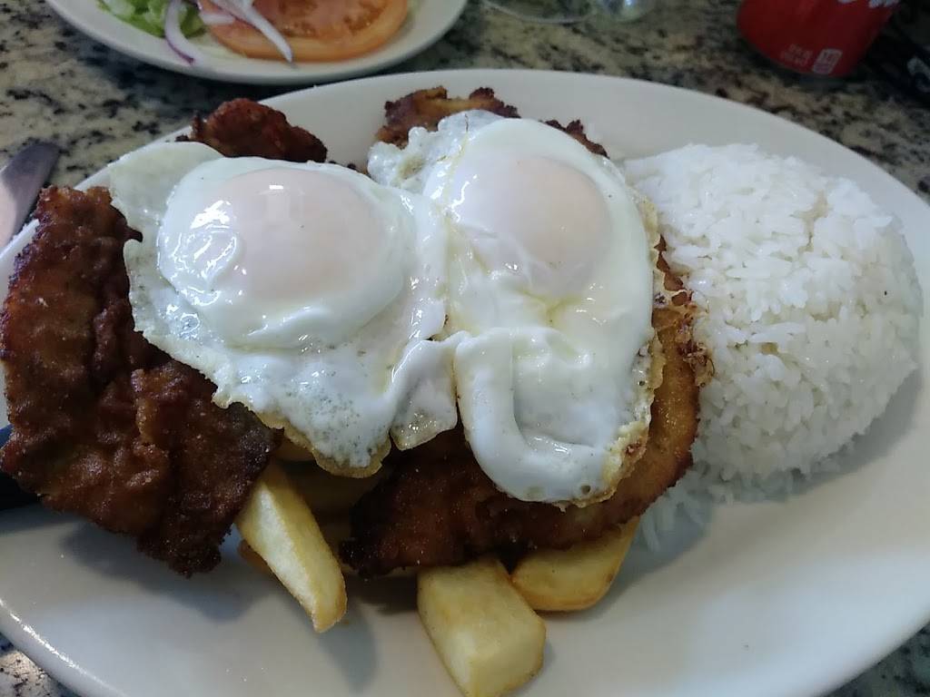 Bettys Grill Restaurant | restaurant | 46950 Community Plaza, Sterling, VA 20164, USA | 7034444403 OR +1 703-444-4403