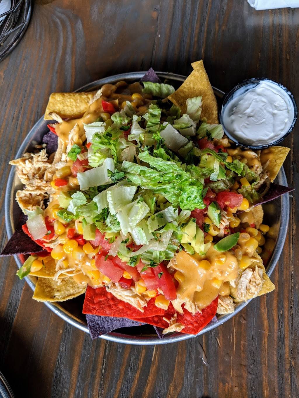 The Social at Midtown | restaurant | 1728 W University Ave, Gainesville, FL 32603, USA | 3523737383 OR +1 352-373-7383