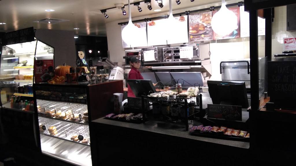 Einstein Bros. Bagels | cafe | 386 N Center St #204, Orange, CA 92866, USA | 8002243563 OR +1 800-224-3563