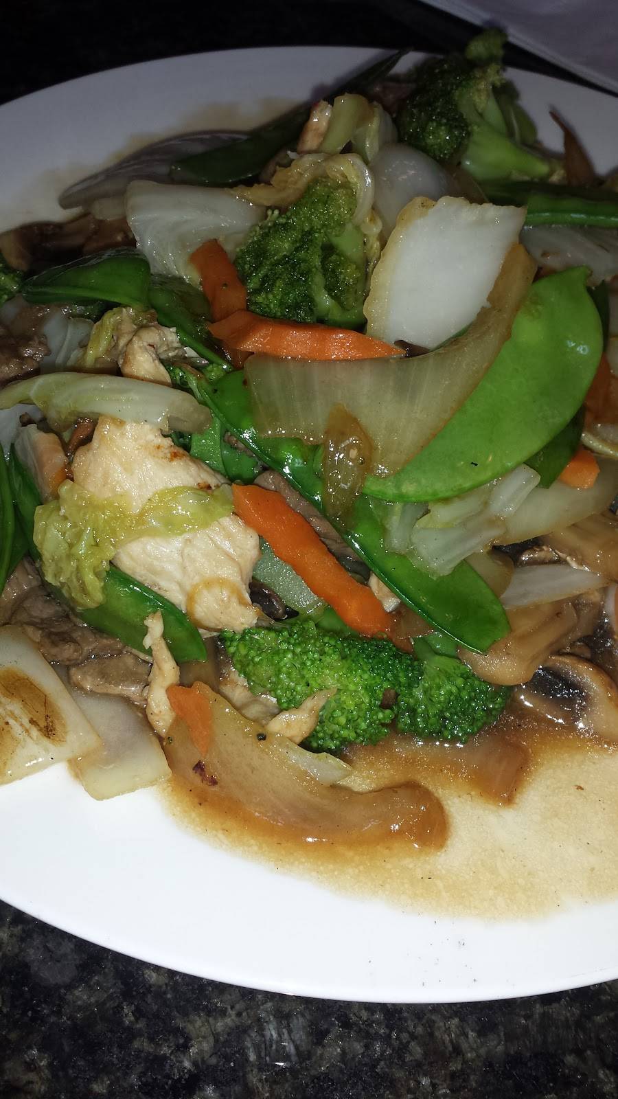 This Place On Main | restaurant | 210 E Main St, Rock Hill, SC 29730, USA | 8033288447 OR +1 803-328-8447