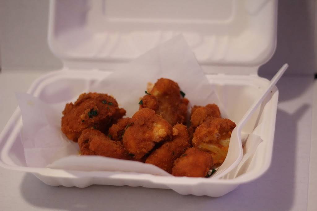 Fryd LLC | restaurant | 3 Madbury Rd, Durham, NH 03824, USA | 6035027744 OR +1 603-502-7744