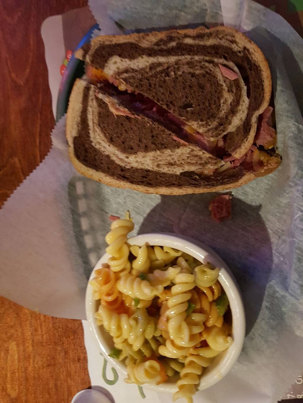 Patricks Pub | restaurant | 381 Smith St, Providence, RI 02908, USA | 4017511553 OR +1 401-751-1553