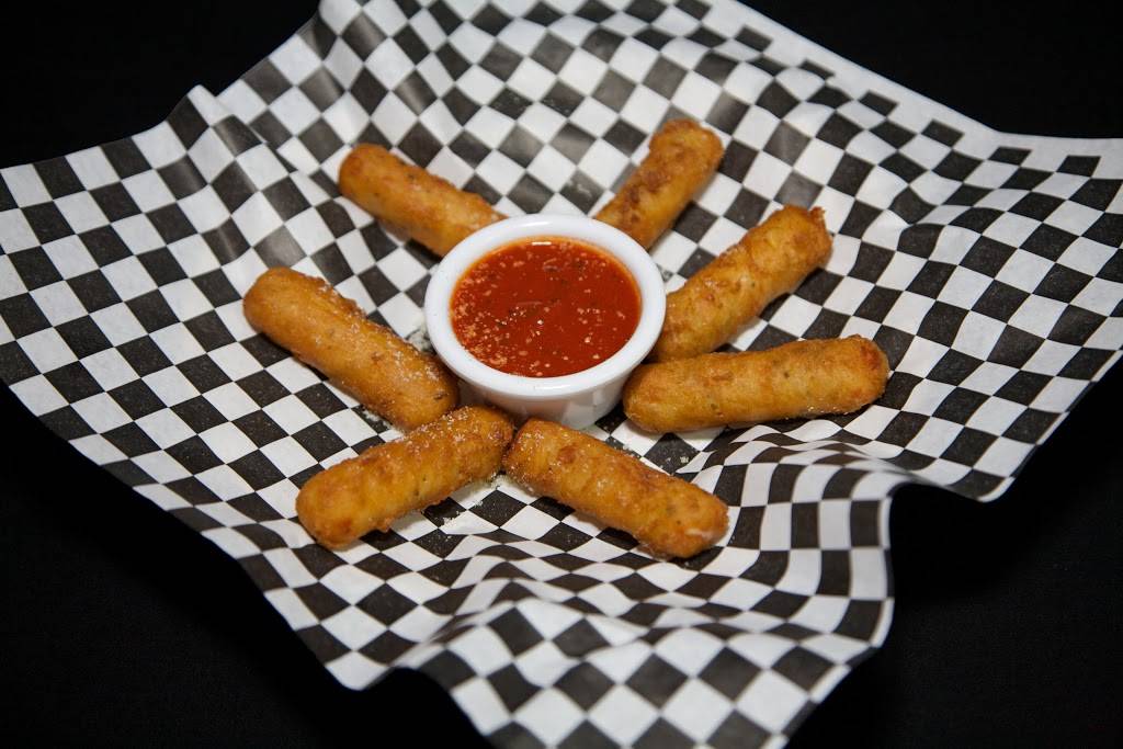 Magoos Pizza, Pasta, & More | restaurant | 1816 E High Ave, New Philadelphia, OH 44663, USA | 3303651466 OR +1 330-365-1466