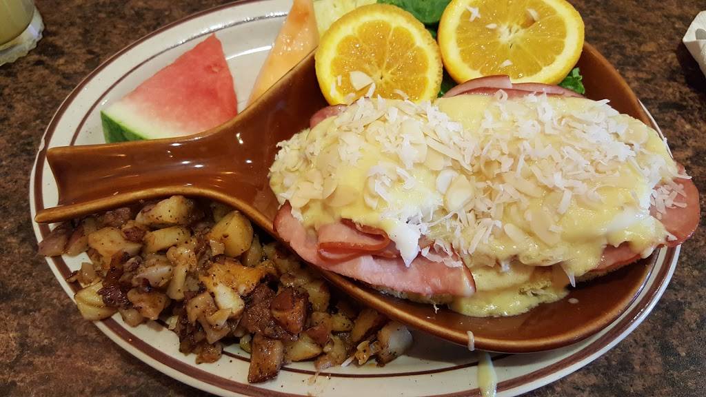 Brigs at the Village Restaurant | restaurant | 1040 Tryon Village Dr, Cary, NC 27518, USA | 9198592151 OR +1 919-859-2151