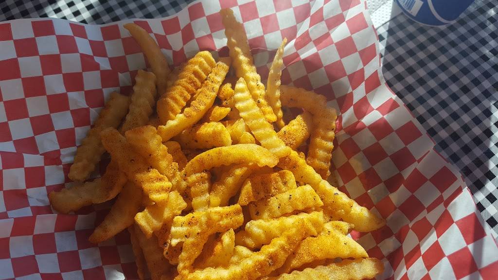 Sharpshooters Pit and Grill | restaurant | 8135 Gravois Rd, St. Louis, MO 63123, USA | 3143534745 OR +1 314-353-4745