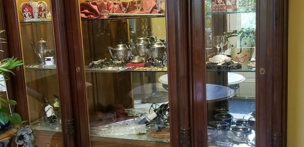 The Carriage House Restaurant | restaurant | 40136 LA-942, Darrow, LA 70725, USA | 2254739380 OR +1 225-473-9380