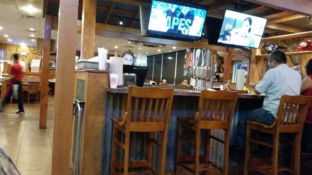 Clem Mikeskas Bar-B-Q Belton | restaurant | 2170 N Main St, Belton, TX 76513, USA | 2549393010 OR +1 254-939-3010