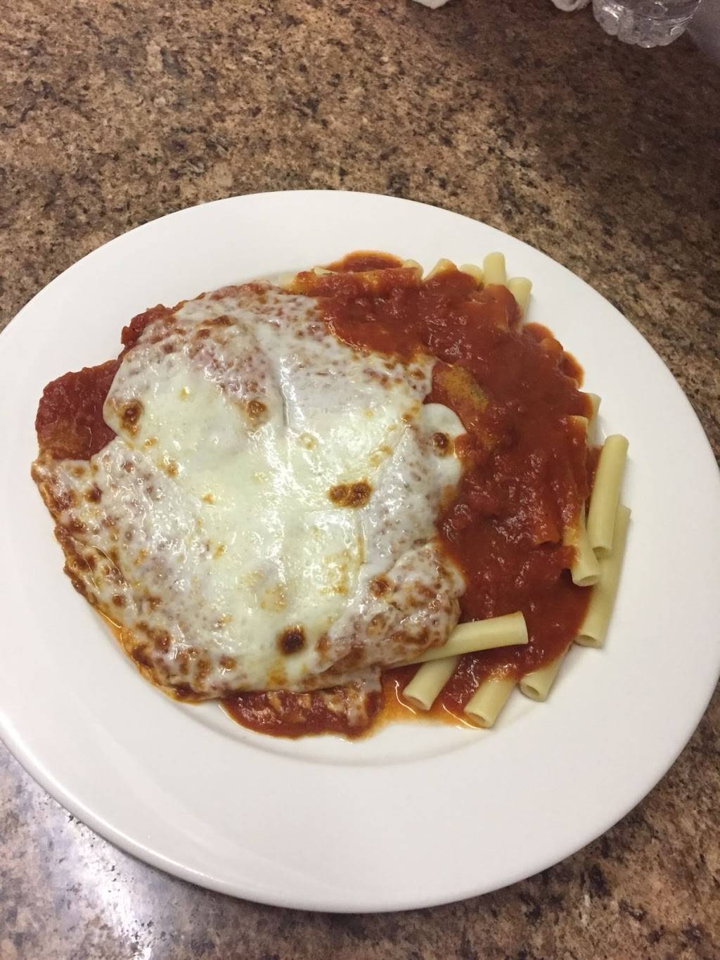 Francescos Pizzeria | restaurant | 279 Bay Ave, Highlands, NJ 07732, USA | 7328720080 OR +1 732-872-0080