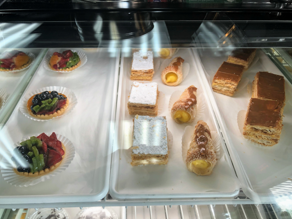 Las Brisas Coffee & Bakery | restaurant | 18190 W Dixie Hwy, Aventura, FL 33160, USA | 3057050725 OR +1 305-705-0725