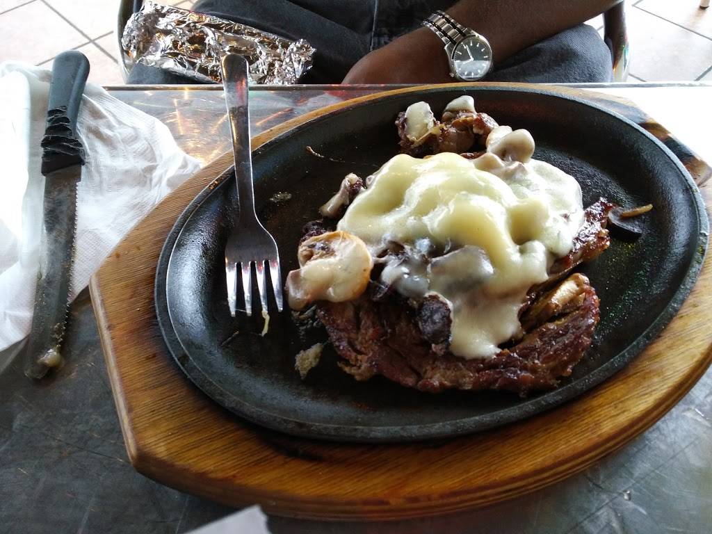 Senor Iguanas | restaurant | 9424 Shelbyville Rd, Louisville, KY 40222, USA | 5024254581 OR +1 502-425-4581