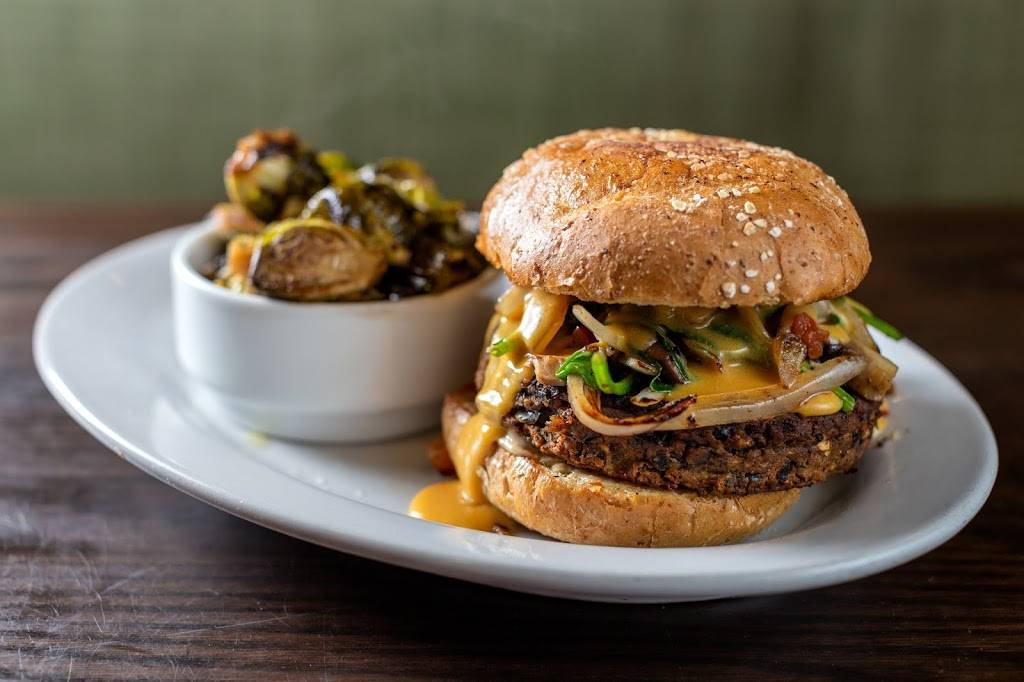 The Chicago Diner, Logan Square | restaurant | 2333 N Milwaukee Ave, Chicago, IL 60647, USA | 7732523211 OR +1 773-252-3211